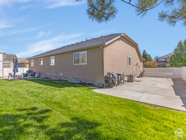 Photo 27 for MLS #2112292 at 1212 W Willow Run Dr