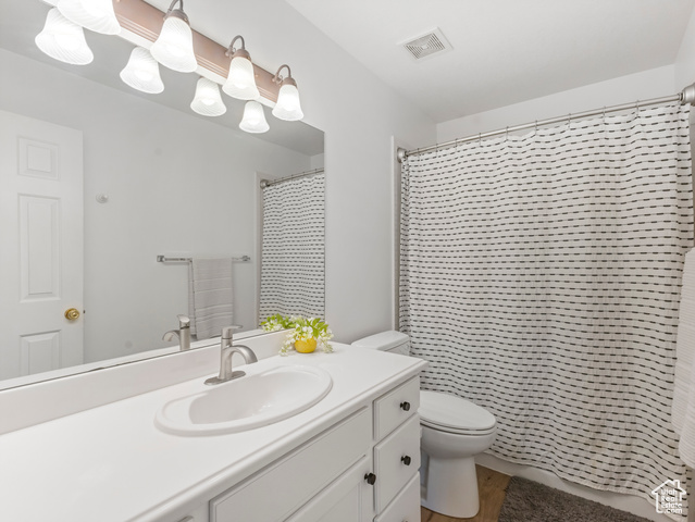 Photo 8 for MLS #2112292 at 1212 W Willow Run Dr