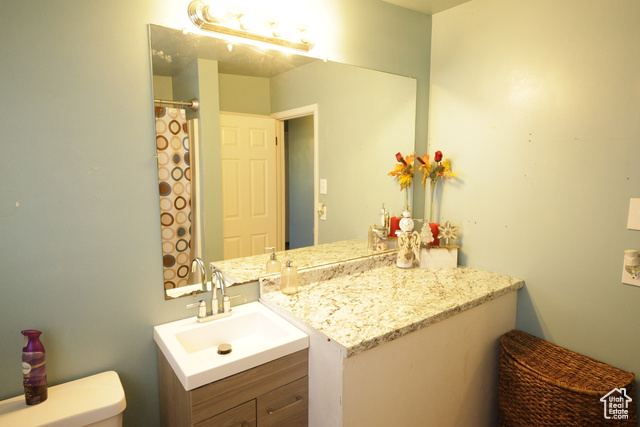 Photo 8 for MLS #2112332 at 777 S Simoron Dr
