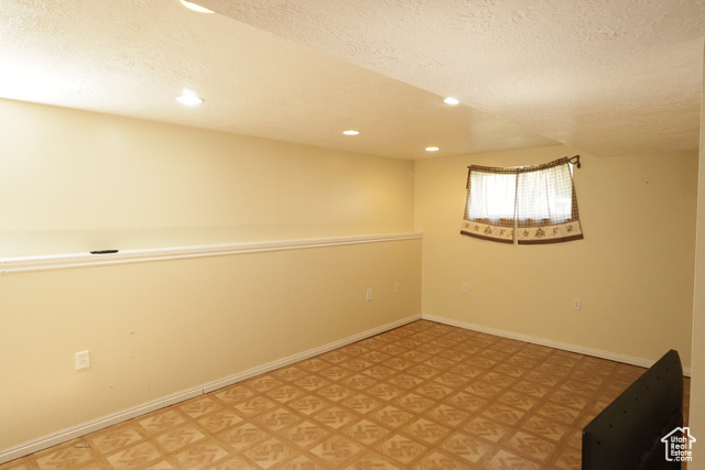 Photo 9 for MLS #2112332 at 777 S Simoron Dr