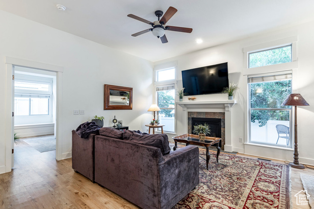 Photo 12 for MLS #2112343 at 1393 E Hickory Ln