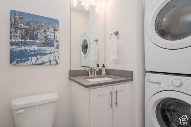 Photo 9 for MLS #2112349 at 3355 Santa Fe Rd