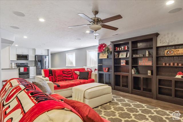 Photo 34 for MLS #2112356 at 563 W 2150 South