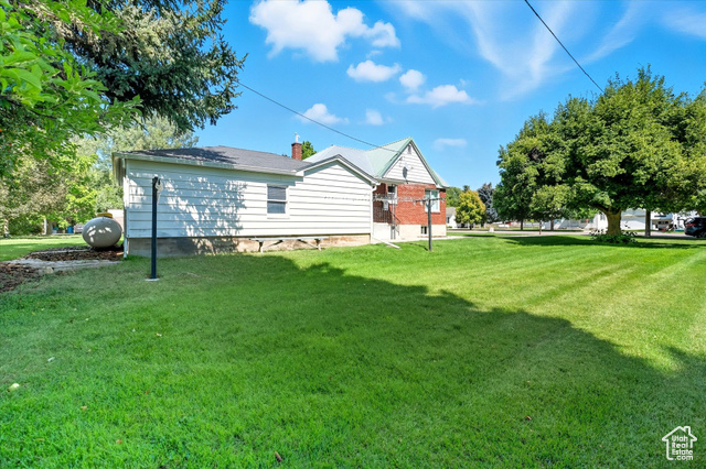 Photo 34 for MLS #2112371 at 325 N 200 West