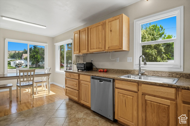 Photo 9 for MLS #2112371 at 325 N 200 West