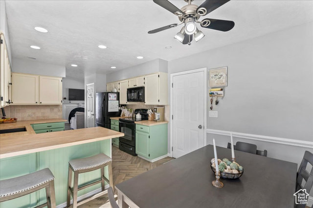 Photo 10 for MLS #2112386 at 1241 W Athleen Dr