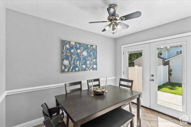 Photo 9 for MLS #2112386 at 1241 W Athleen Dr