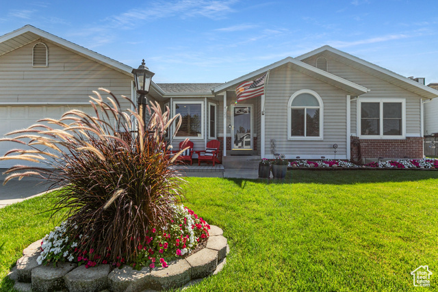 Photo 3 for MLS #2112391 at 4123 W 3980 South