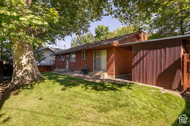 Photo 24 for MLS #2112402 at 3715 Van Buren Ave