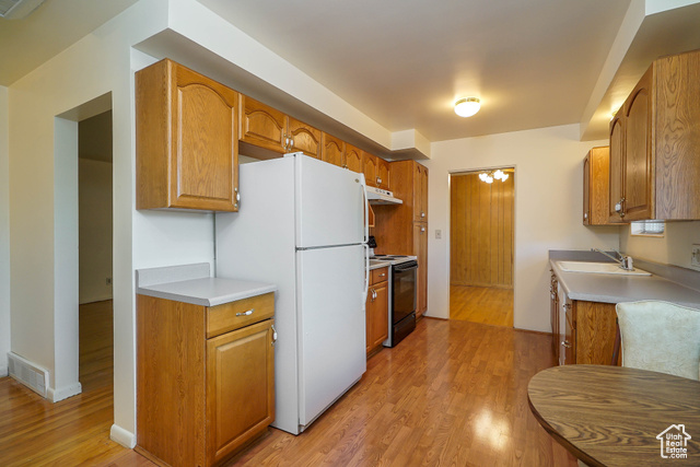 Photo 12 for MLS #2112402 at 3715 Van Buren Ave