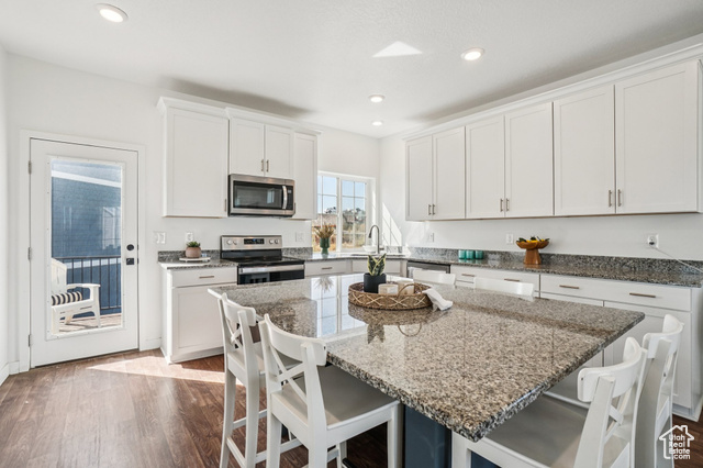 Photo 11 for MLS #2112410 at 4401 W Bromwell Ct