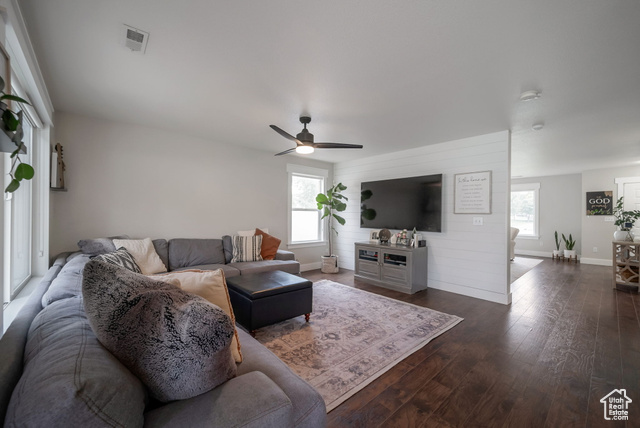 Photo 2 for MLS #2112414 at 6716 W Mary Leizan Ln