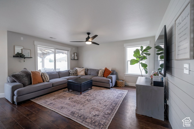Photo 3 for MLS #2112414 at 6716 W Mary Leizan Ln