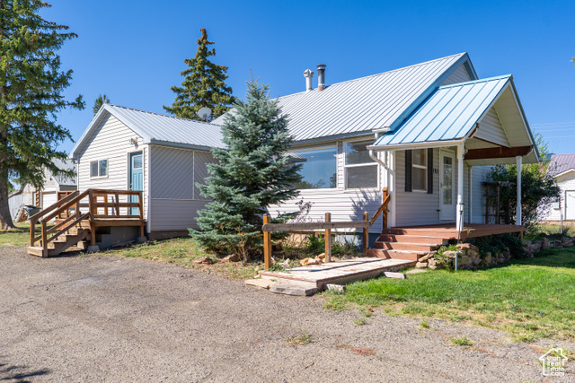 Photo 5 for MLS #2112423 at 165 W 100 North
