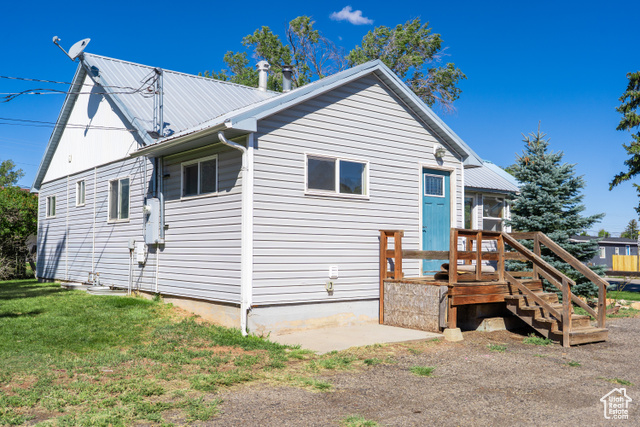Photo 7 for MLS #2112423 at 165 W 100 North