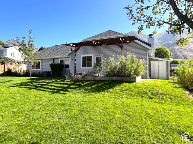 Photo 8 for MLS #2112432 at 10029 N Willow Ct
