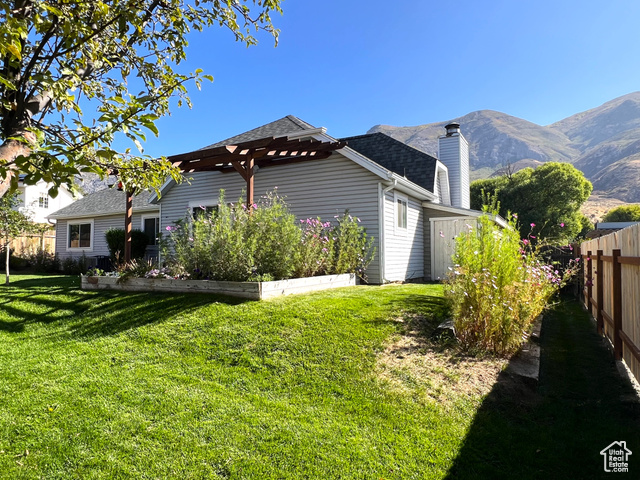 Photo 10 for MLS #2112432 at 10029 N Willow Ct