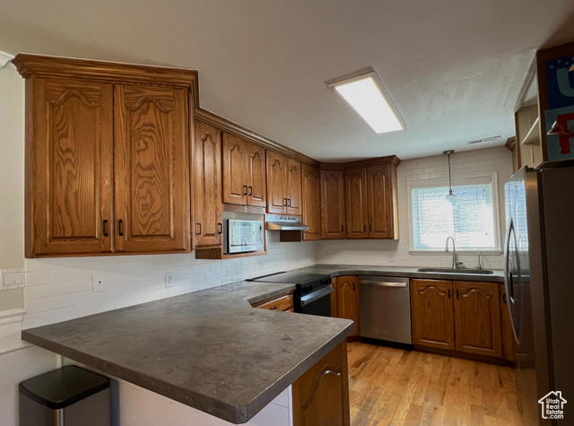 Photo 17 for MLS #2112432 at 10029 N Willow Ct