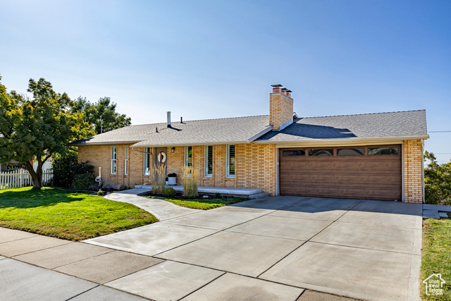 Photo 2 for MLS #2112443 at 2024 S Bonneview Dr