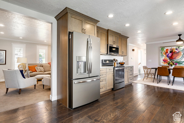 Photo 11 for MLS #2112443 at 2024 S Bonneview Dr