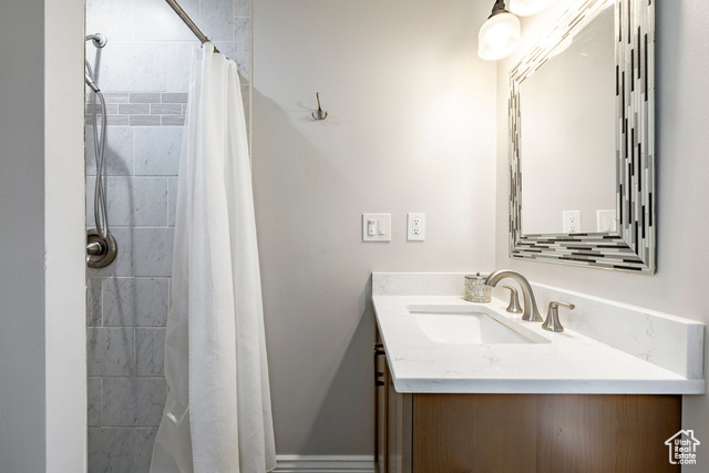 Photo 20 for MLS #2112443 at 2024 S Bonneview Dr