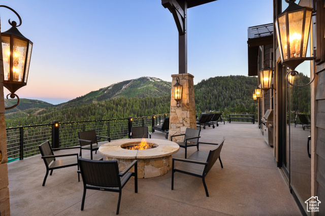 Photo 3 for MLS #2112451 at 9985 Summit View Dr