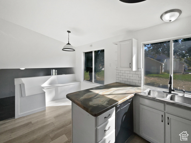 Photo 12 for MLS #2112458 at 1694 N 2225 West