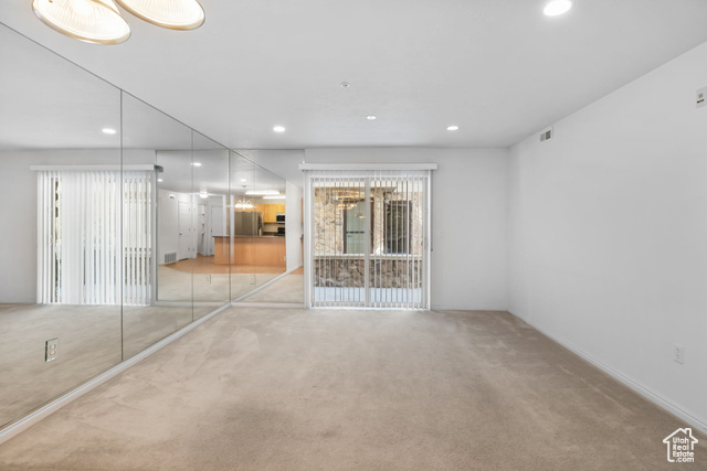 Photo 4 for MLS #2112460 at 1205 E Privet Dr #104