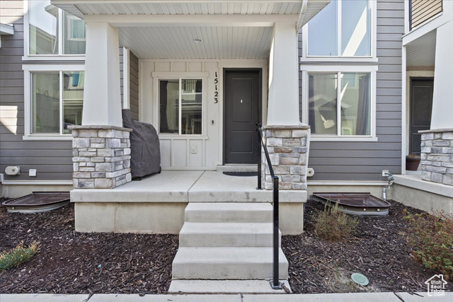 15123 S REINS WAY, Bluffdale UT 84065