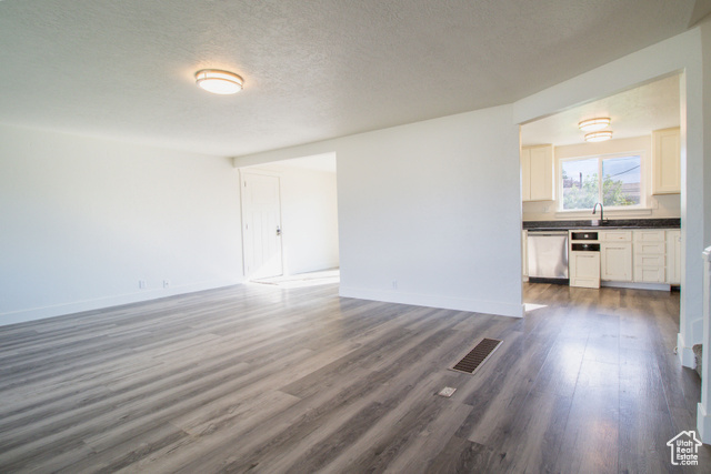 Photo 14 for MLS #2112484 at 177 S 200 East