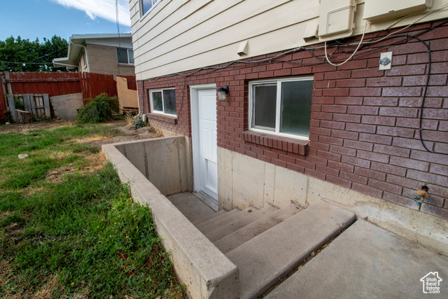 Photo 35 for MLS #2112484 at 177 S 200 East