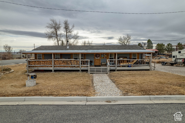 Photo 35 for MLS #2112485 at 180 E Main St