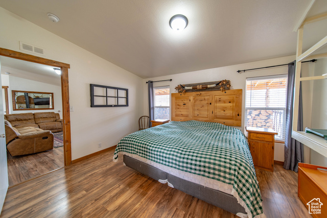 Photo 7 for MLS #2112485 at 180 E Main St