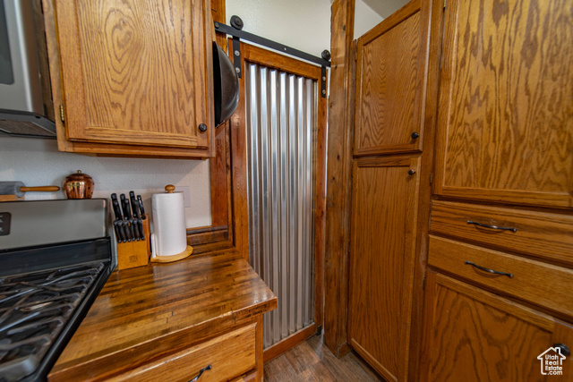 Photo 22 for MLS #2112485 at 180 E Main St
