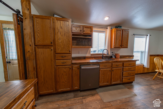 Photo 20 for MLS #2112485 at 180 E Main St