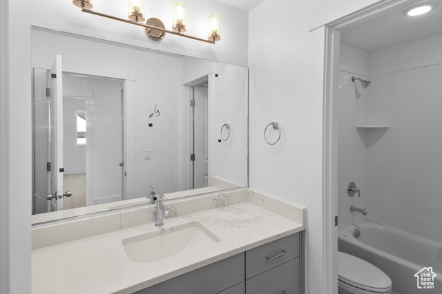 Photo 35 for MLS #2112504 at 2409 W 2950 North #101