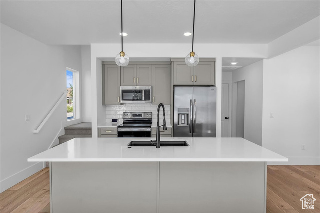 Photo 6 for MLS #2112506 at 653 W Rosa Ln