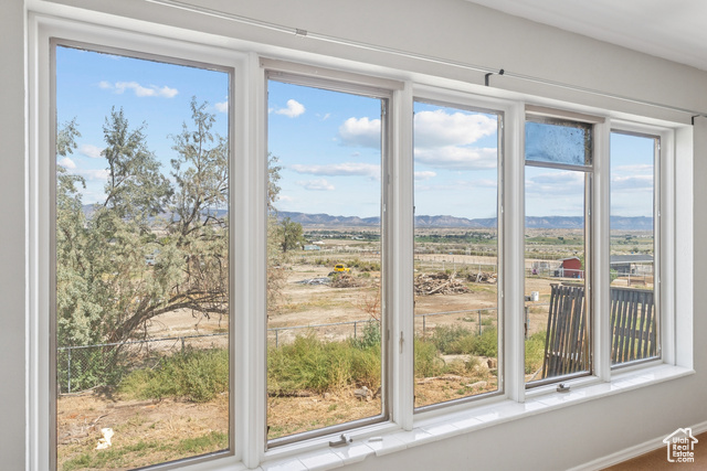 Photo 22 for MLS #2112513 at 811 E 3250 South