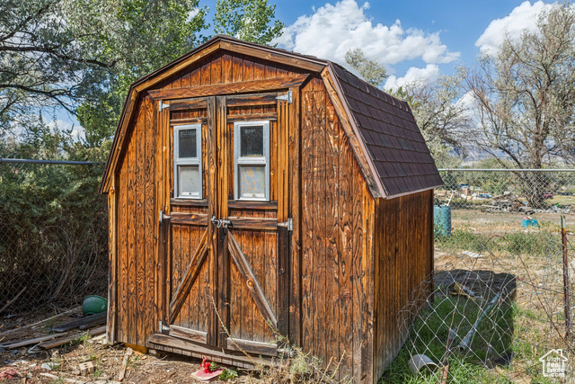 Photo 36 for MLS #2112513 at 811 E 3250 South