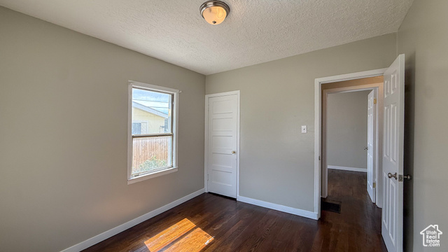 Photo 9 for MLS #2112532 at 590 Parkway St