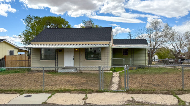 Main photo for 590  Parkway St