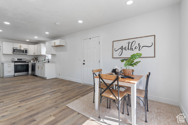 Photo 8 for MLS #2112533 at 156 Duchesne St