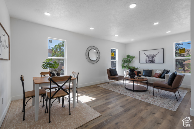 Photo 5 for MLS #2112533 at 156 Duchesne St