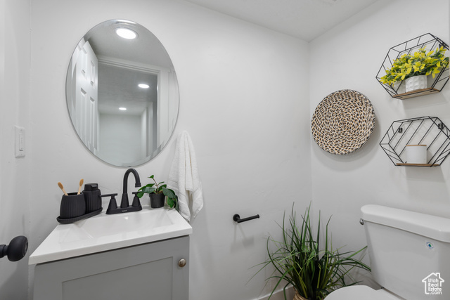 Photo 17 for MLS #2112533 at 156 Duchesne St