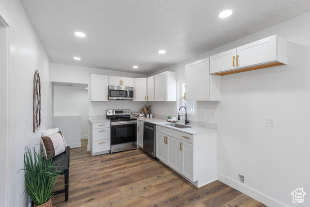 Photo 9 for MLS #2112533 at 156 Duchesne St