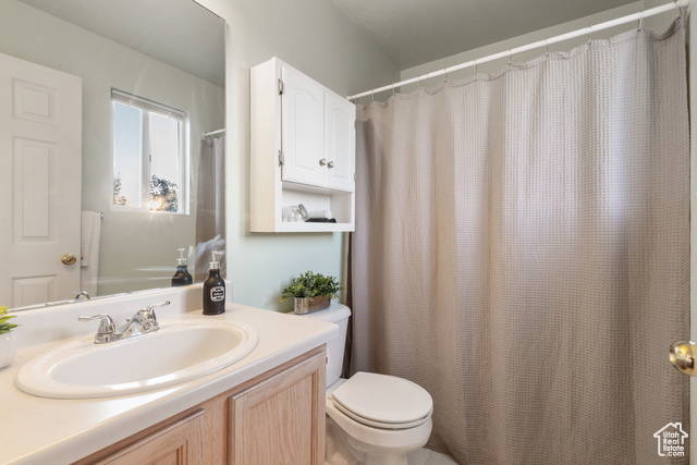 Photo 11 for MLS #2112535 at 1655 N Cerroni Dr