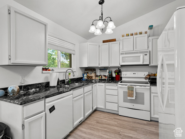 Photo 10 for MLS #2112542 at 3978 W Marlis Cir