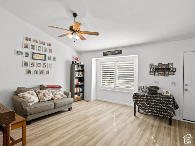 Photo 7 for MLS #2112542 at 3978 W Marlis Cir