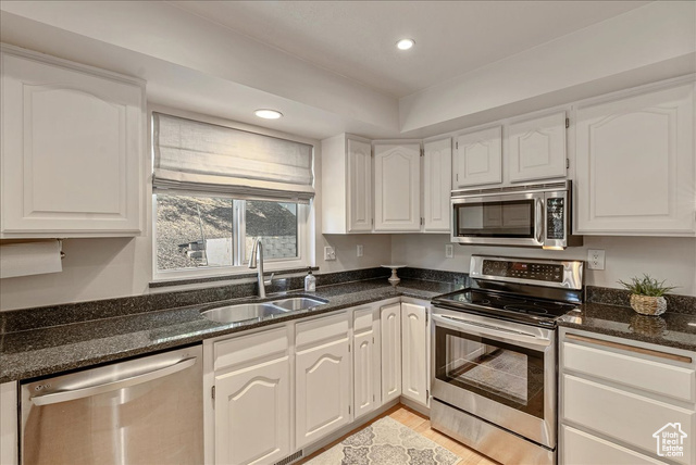 Photo 13 for MLS #2112548 at 3795 Bountiful Blvd