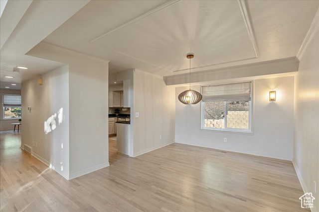 Photo 9 for MLS #2112548 at 3795 Bountiful Blvd